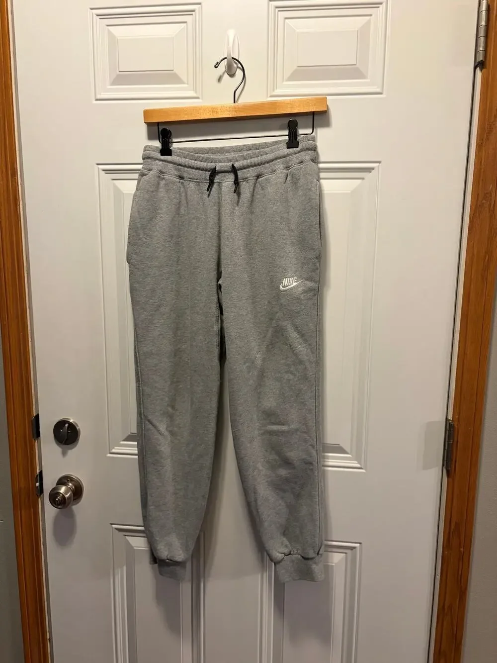 Men’s Nike Gray Joggers Size Small